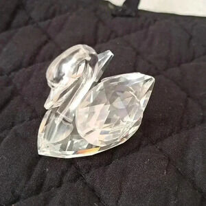 SWAROVSKI CRYSTAL SWAN CLEAR CUT CRYSTAL